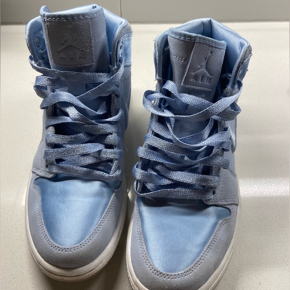 Jordan 1 High: Season of Her Hydrogen Blue (Women’s) - Picture 2 of 7